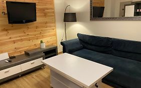 Małeckiego 21B